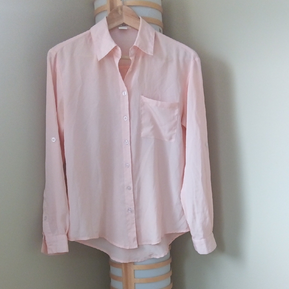Sans Souci Tops - Ptp19" Sans Souci Light Pink Casual Button Down Shirt With Roll-Tab Sleeve